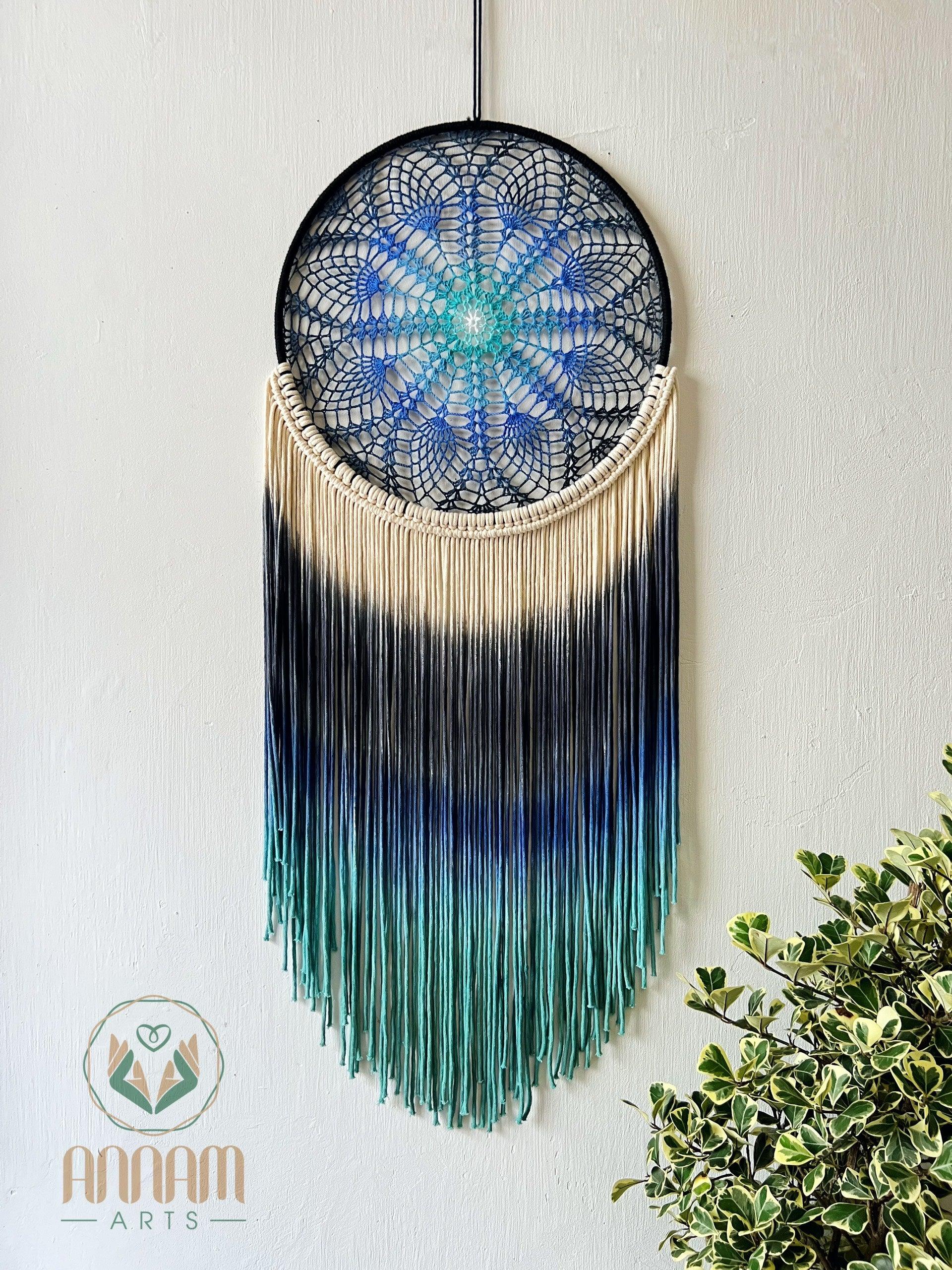 Dreamcatcher dyed green DN01