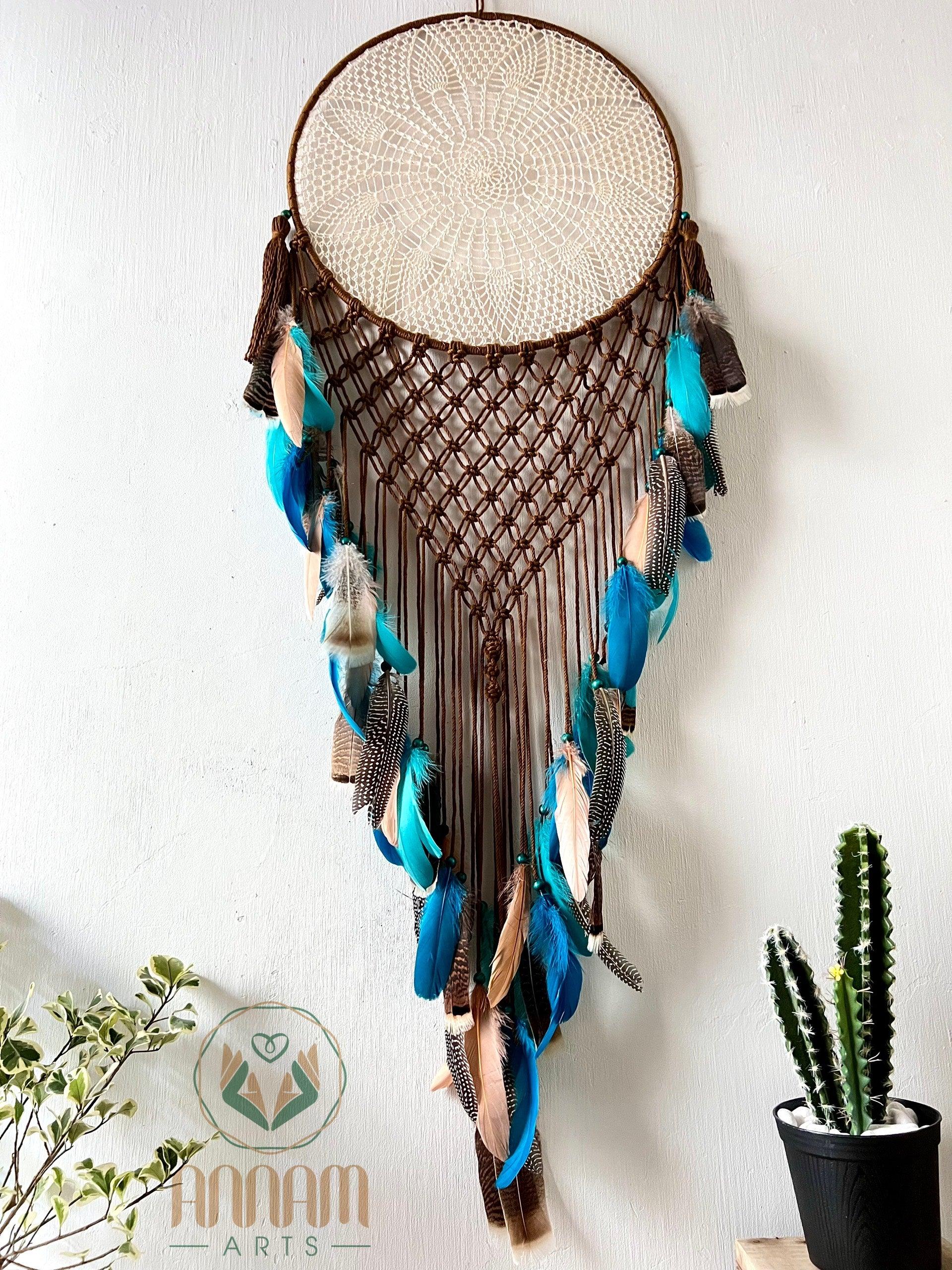 Large dreamcatcher with peacock feathers DV01