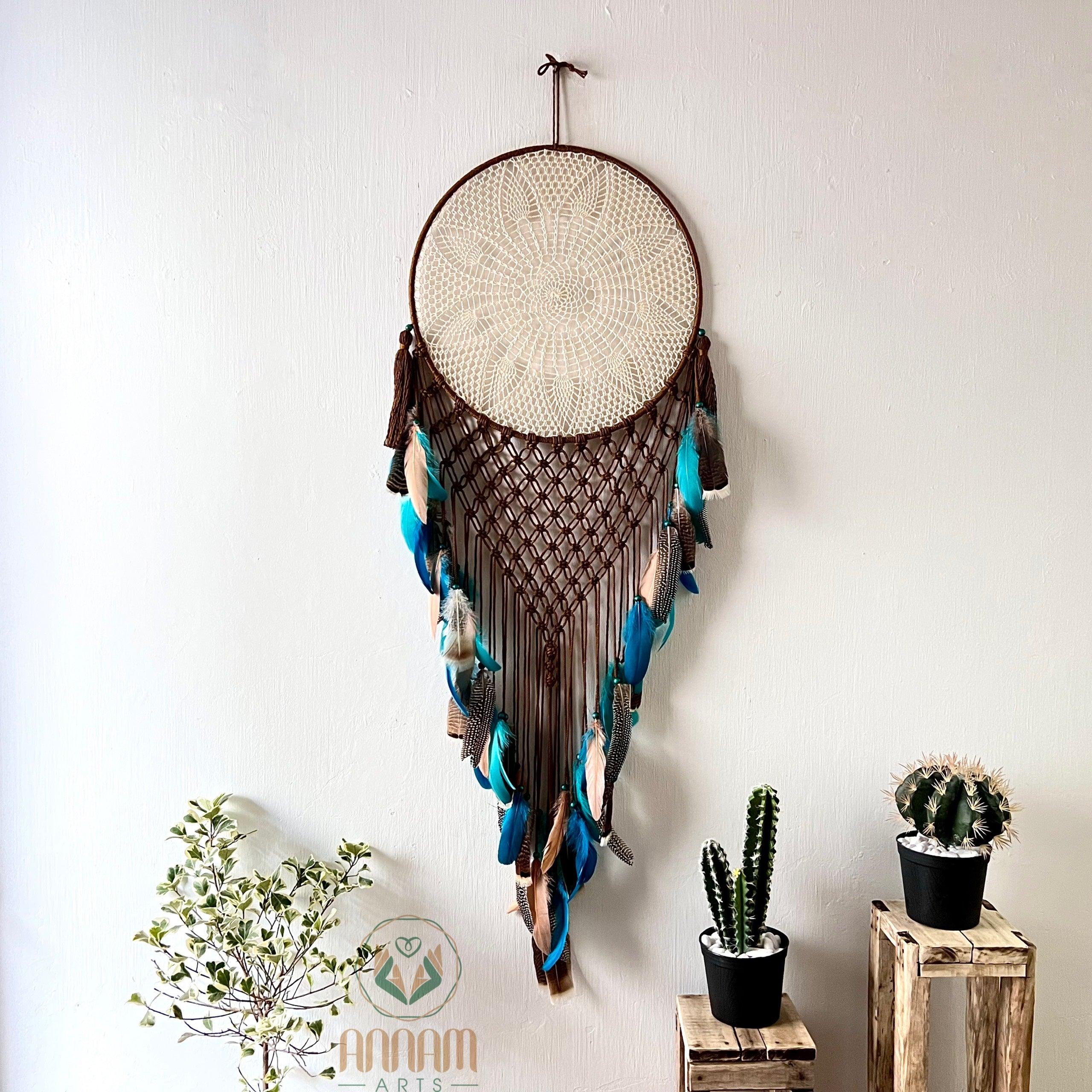 Large dreamcatcher with peacock feathers DV01