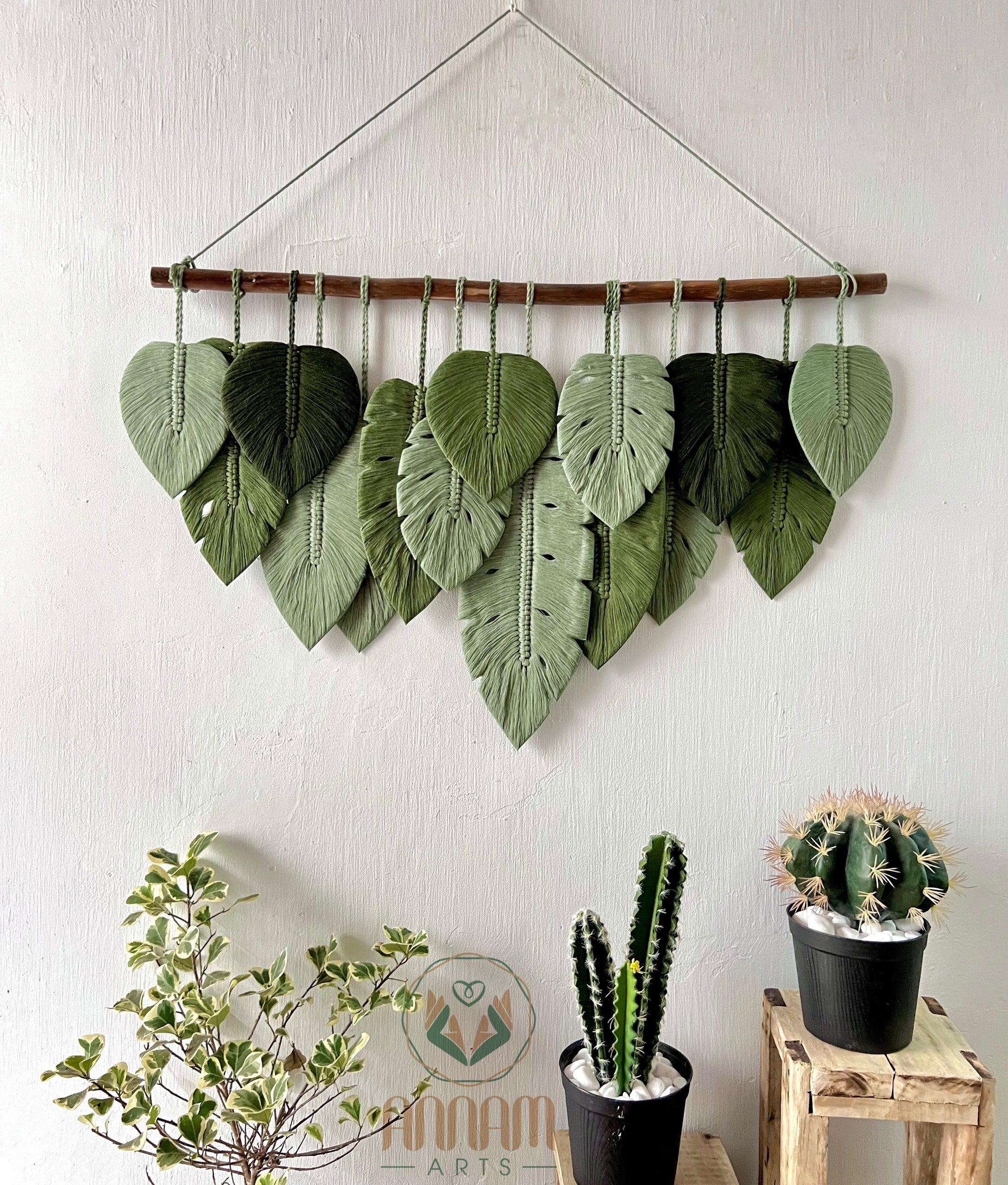 Macrame leaf home decoration Art LM04