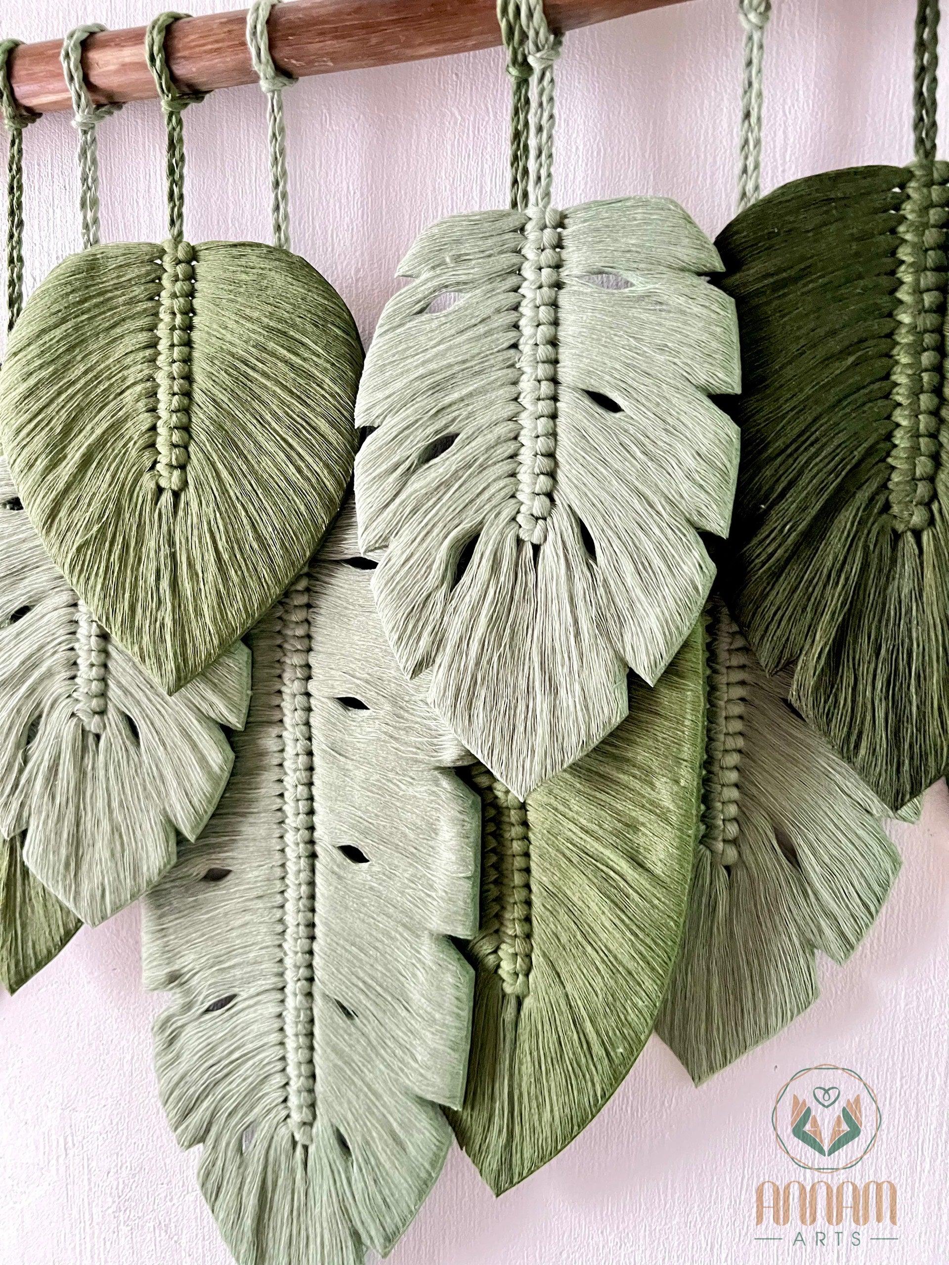 Macrame leaf home decoration Art LM04