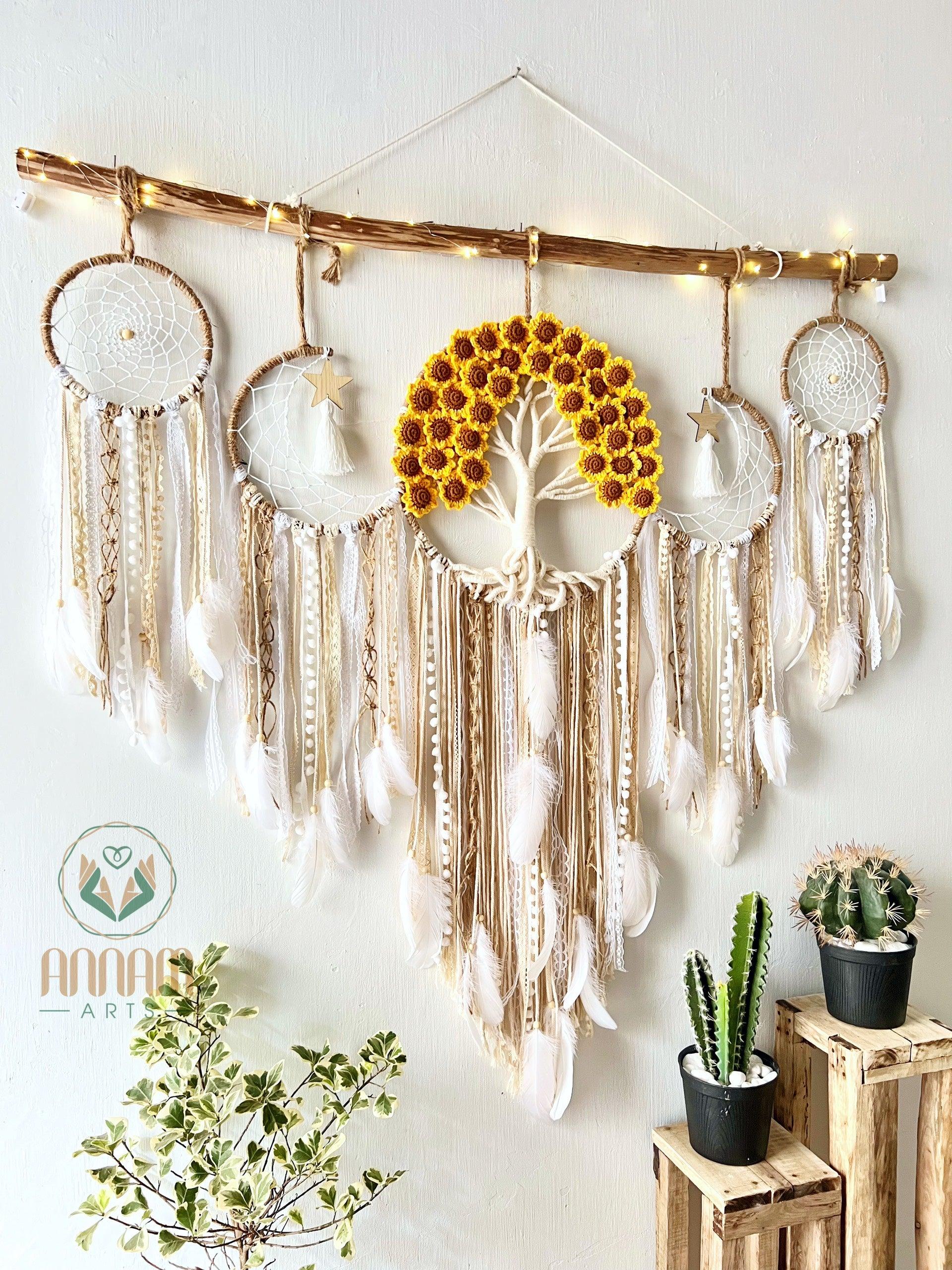 Large sun, moon and star dreamcatcher set SD12