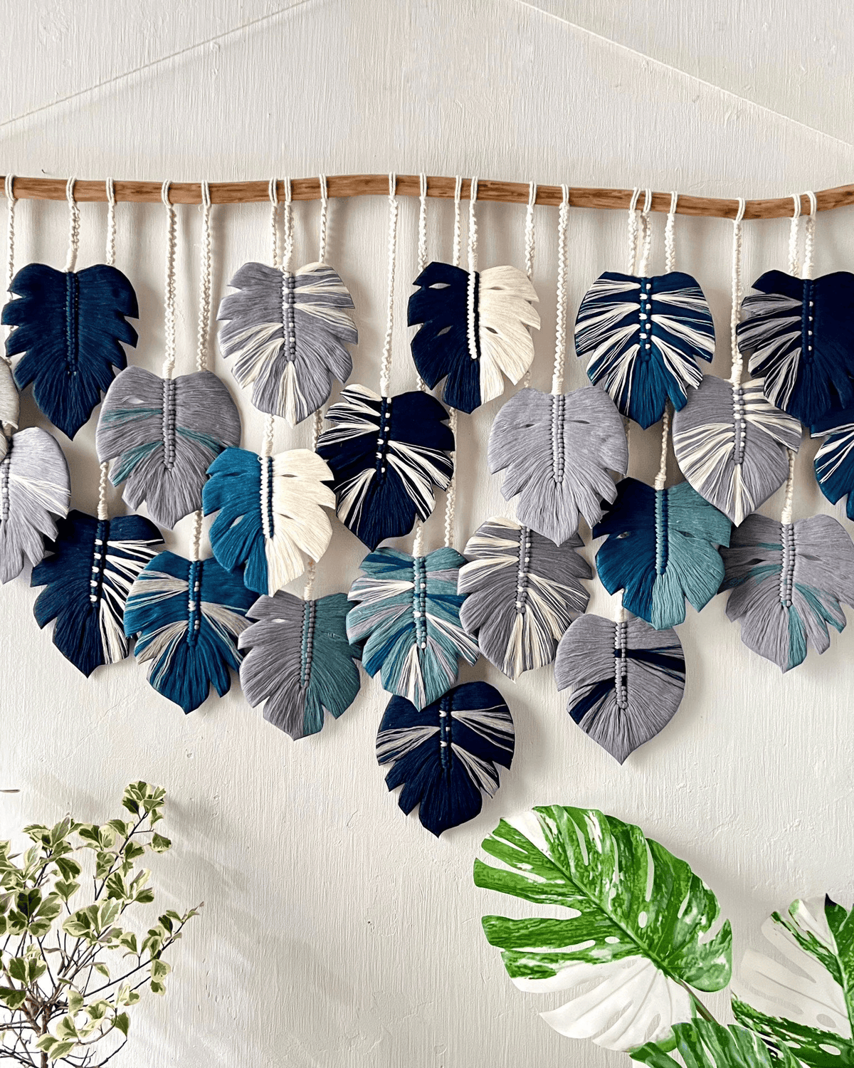 Macrame Monstera wall hanging Gray and navy blue LM02