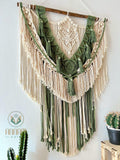 Large macrame green wall hanging MCR02