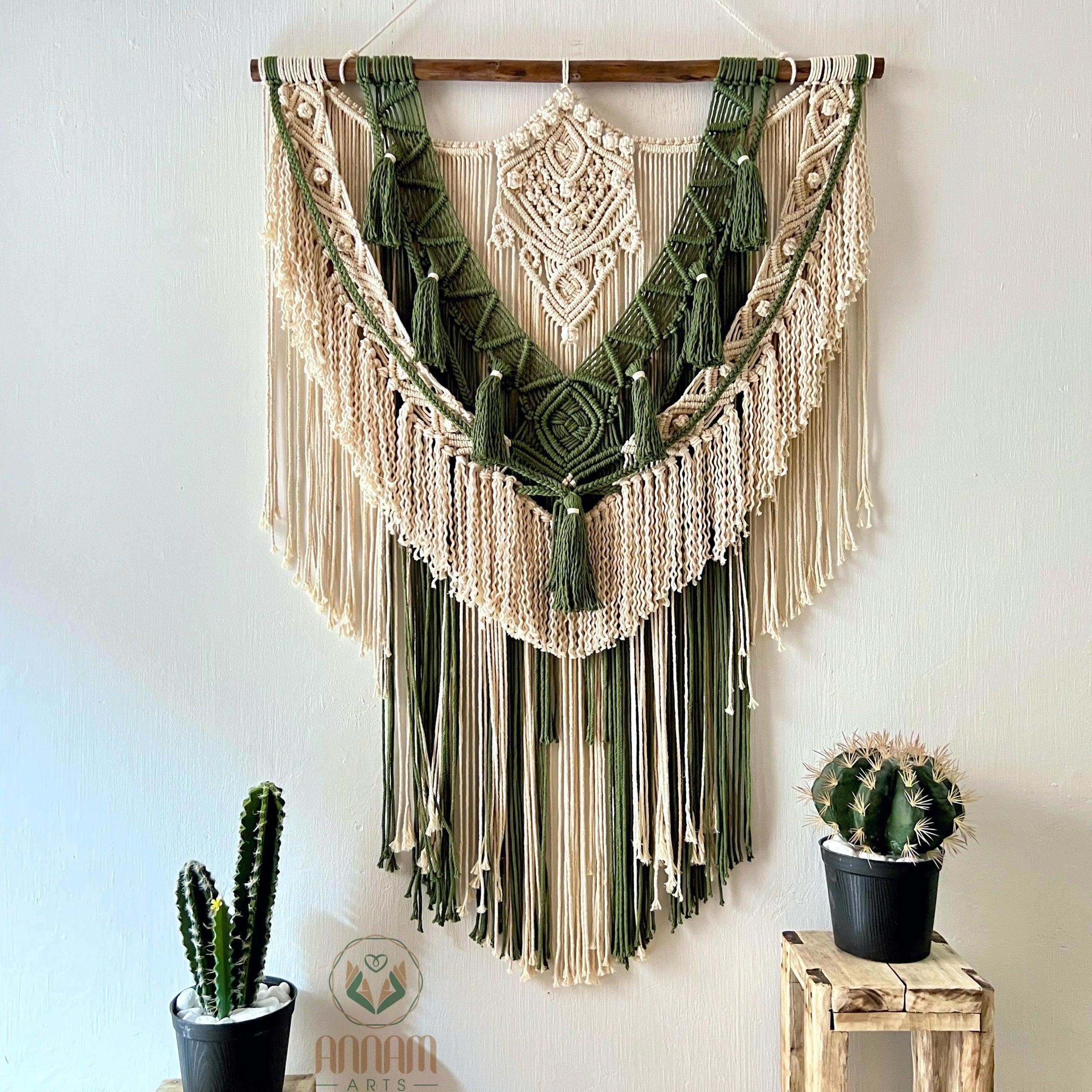 Large macrame green wall hanging MCR02